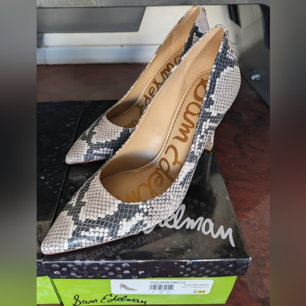 Sam Edelman Black and Cream Snakeskin Heels